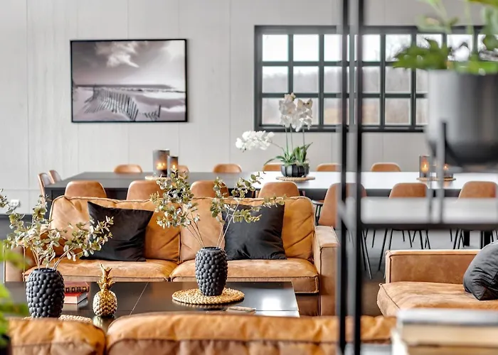 Robukta L Jacuzzi L Sauna L Table Tennis Villaer