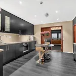 Вилла Robukta L Jacuzzi L Sauna L Table Tennis