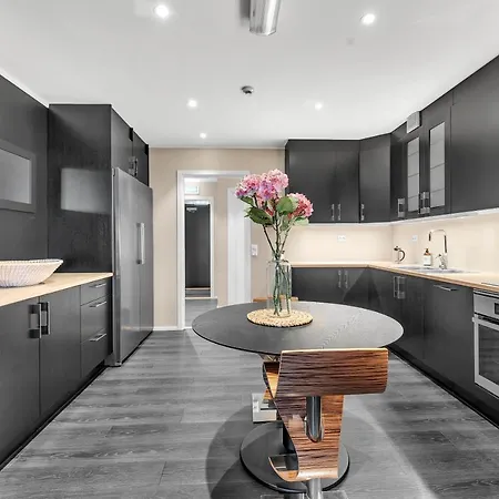 فيلة Robukta L Jacuzzi L Sauna L Table Tennis ترومسو